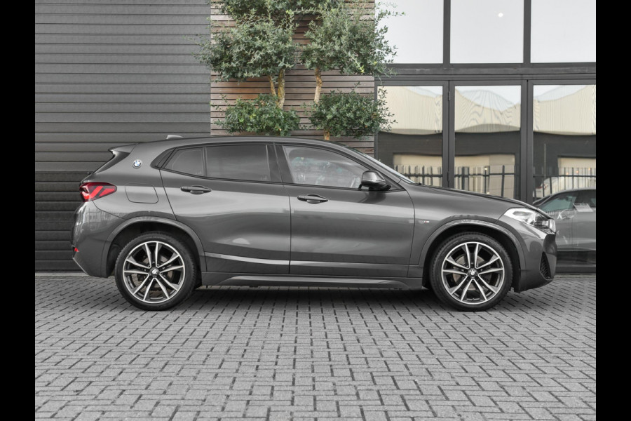 BMW X2 sDrive18i High Executive M-Pakket Navi Cruise 19 inch velgen