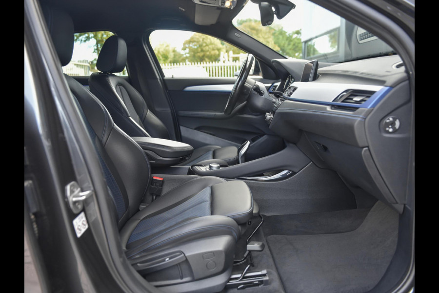 BMW X2 sDrive18i High Executive M-Pakket Navi Cruise 19 inch velgen