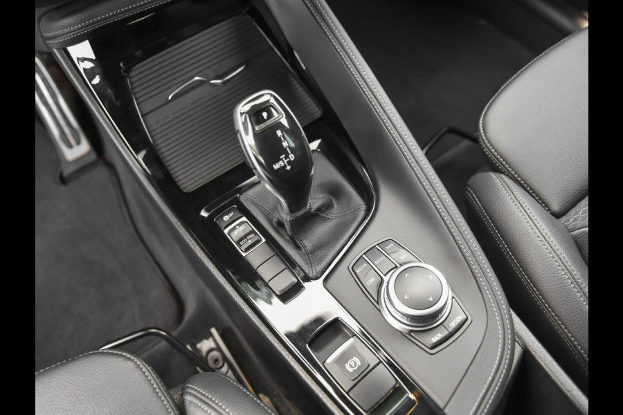 BMW X2 sDrive18i High Executive M-Pakket Navi Cruise 19 inch velgen