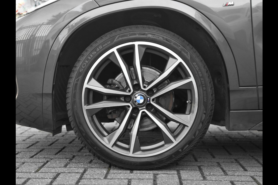 BMW X2 sDrive18i High Executive M-Pakket Navi Cruise 19 inch velgen