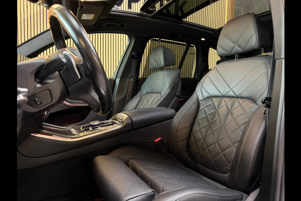 BMW X5 XDrive50e M-SPORT|PANO|H&K|SOFTCLOSE|HuD|360 CAMERA|MEMORY|KEYLESS|TREKHAAK|22INCH|489PK|BOMVOL!