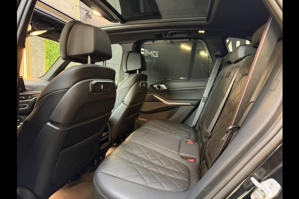 BMW X5 XDrive50e M-SPORT|PANO|H&K|SOFTCLOSE|HuD|360 CAMERA|MEMORY|KEYLESS|TREKHAAK|22INCH|489PK|BOMVOL!