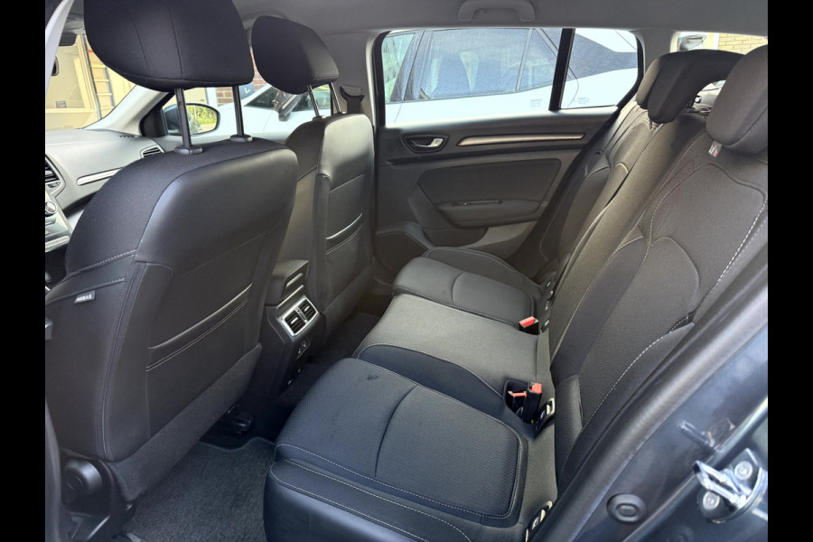 Renault Mégane Estate 1.3 TCe 140pk Business NL. Auto, Camera, App Connect,
