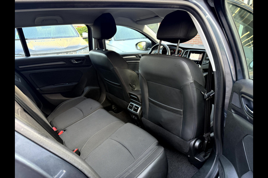 Renault Mégane Estate 1.3 TCe 140pk Business NL. Auto, Camera, App Connect,