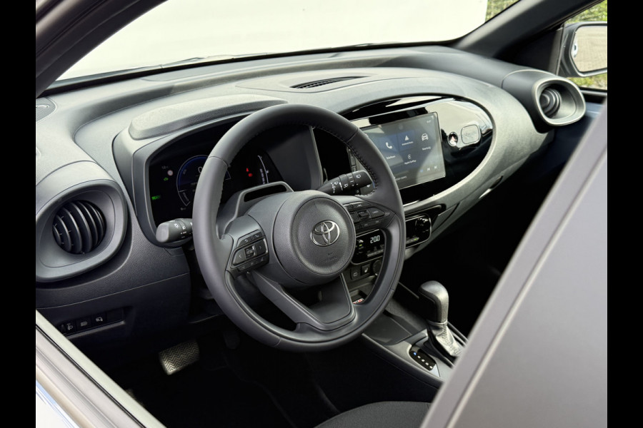 Toyota Aygo X Hybrid 115 pulse | CarPlay | ACC | Camera | LED | DAB+