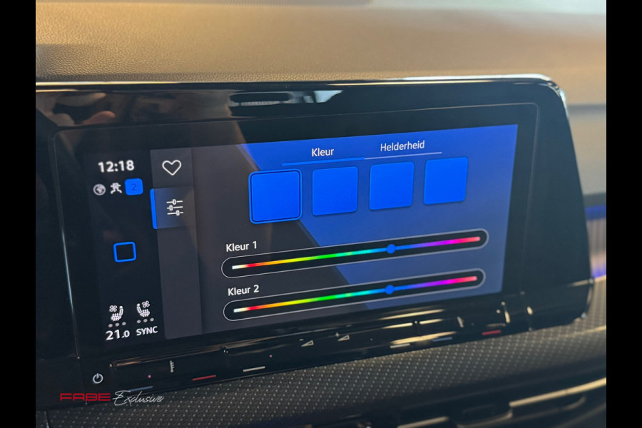 Volkswagen Golf 2.0 TSI R 4Motion / Akrapovic / Memory / Pano / H/K / HUD / Stoelventilatie / IQ Lights / Drift / Camera / Carplay