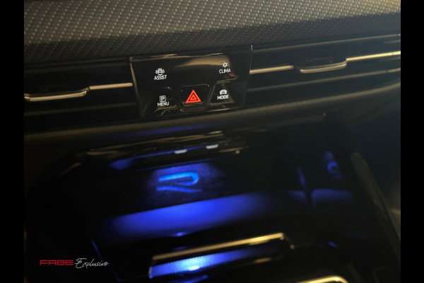 Volkswagen Golf 2.0 TSI R 4Motion / Akrapovic / Memory / Pano / H/K / HUD / Stoelventilatie / IQ Lights / Drift / Camera / Carplay