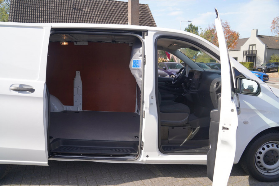 Mercedes-Benz Vito 110 CDI Extra Lang| Airco | Navigatie | 6 bak | Camera | Schuifdeur rechts | Exclusief BTW | NAP | Origineel NL