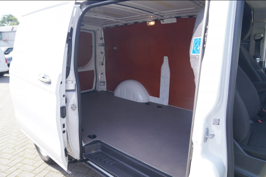Mercedes-Benz Vito 110 CDI Extra Lang| Airco | Navigatie | 6 bak | Camera | Schuifdeur rechts | Exclusief BTW | NAP | Origineel NL