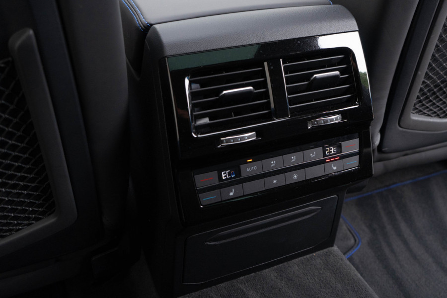 Volkswagen Touareg 3.0 TSI eHybrid 4MOTION R / 5 Jaar Fabrieksgarantie/ Puglia/ Head-up/ 360 camera/ Dynaudio/ 340kW