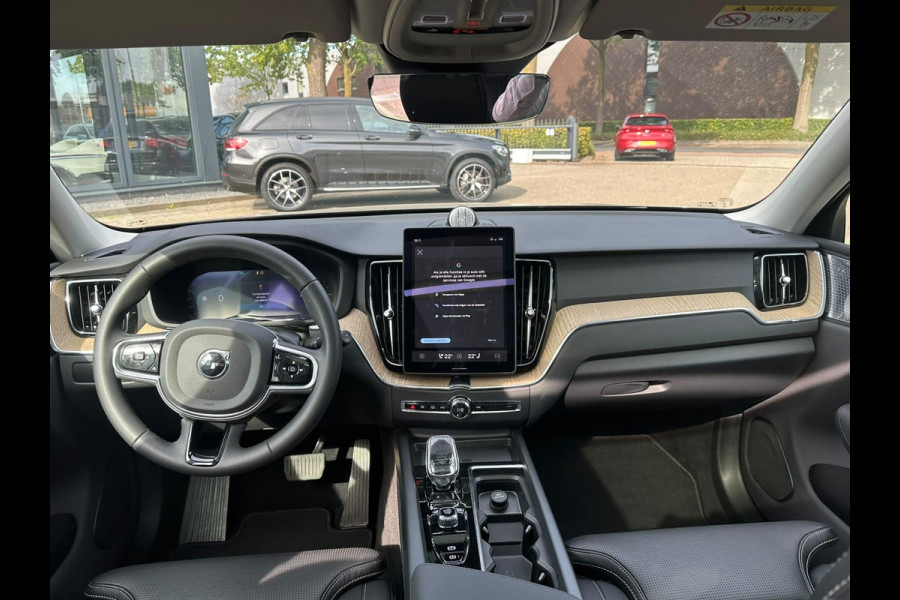 Volvo XC60 2.0 T8 AWD Plug-in hybrid Ultra Dark FABR. garantie t/m 02-2028 | MEGA VOL! | LUCHTVERING | STOEL VERKOELING|VENTILATIE | B&W AUDIO etc. |