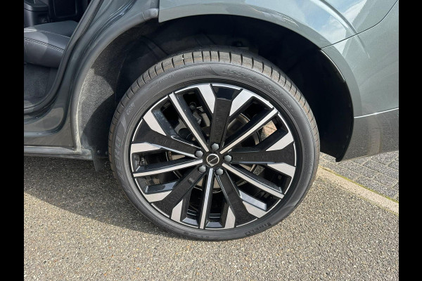 Volvo XC60 2.0 T8 AWD Plug-in hybrid Ultra Dark FABR. garantie t/m 02-2028 | MEGA VOL! | LUCHTVERING | STOEL VERKOELING|VENTILATIE | B&W AUDIO etc. |