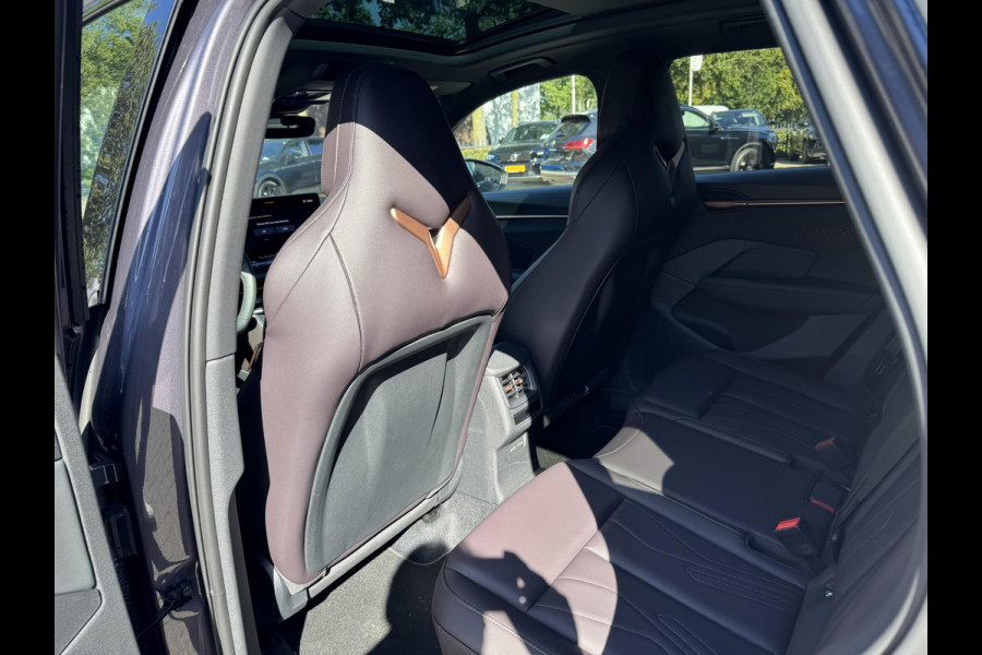 CUPRA Terramar 1.5 e-HYBRID 200kW VZ DSG VAN: € 48.900,- VOOR: 45.877,- UW HERFSTVOORDEEL: 3.023,- 272 PK! | PLUG-IN-HYBRIDE | KEY LESS ENTRY | PANORAMADAK | 360° CAMERA | EL. STOELEN MET GEHEUGEN| RIJKLAARPRIJS INCL. 12 MND BOVAG GARANTIE