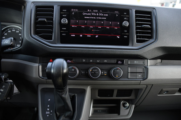 MAN TGE 3.180 35 2.0 L3H3 4x4 PB Edition Cruise, Camera, Carplay, 177pk, Clima, Automaat, Trekhaak, Sensoren, Geveerde stoel, Uniek!