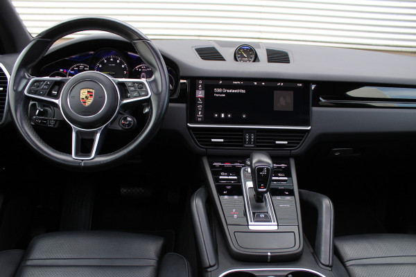 Porsche Cayenne 3.0 E-Hybrid | Fiscaal €101.261,- | BTW | Panoramadak | Leder | BOSE