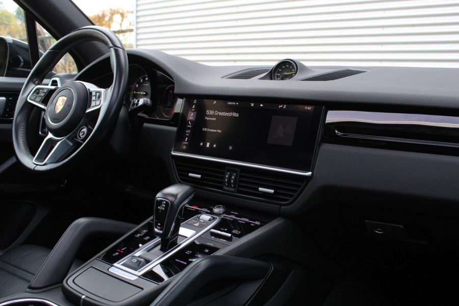 Porsche Cayenne 3.0 E-Hybrid | Fiscaal €101.261,- | BTW | Panoramadak | Leder | BOSE