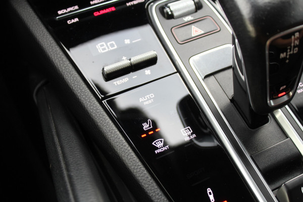 Porsche Cayenne 3.0 E-Hybrid | Fiscaal €101.261,- | BTW | Panoramadak | Leder | BOSE