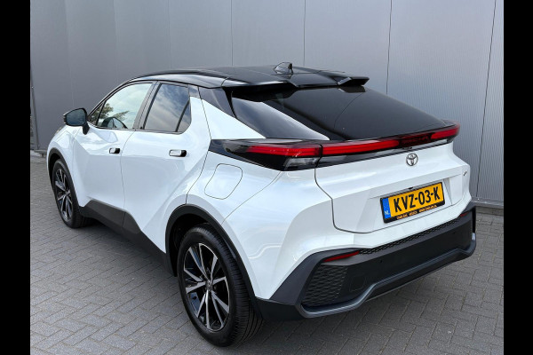 Toyota C-HR 1.8 Hybrid 140PK First Edition Bi-Tone/Winter-pack/Gr.-navigatie/Elektr.klep/Camera/Adapt.-cruise