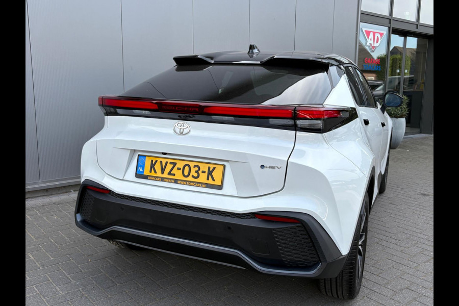 Toyota C-HR 1.8 Hybrid 140PK First Edition Bi-Tone/Winter-pack/Gr.-navigatie/Elektr.klep/Camera/Adapt.-cruise