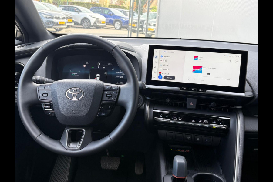 Toyota C-HR 1.8 Hybrid 140PK First Edition Bi-Tone/Winter-pack/Gr.-navigatie/Elektr.klep/Camera/Adapt.-cruise