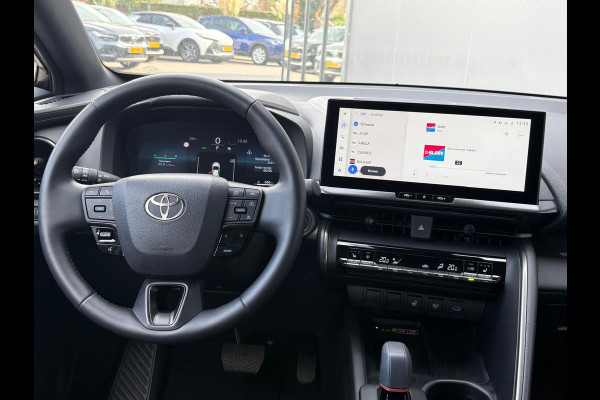 Toyota C-HR 1.8 Hybrid 140PK First Edition Bi-Tone/Winter-pack/Gr.-navigatie/Elektr.klep/Camera/Adapt.-cruise