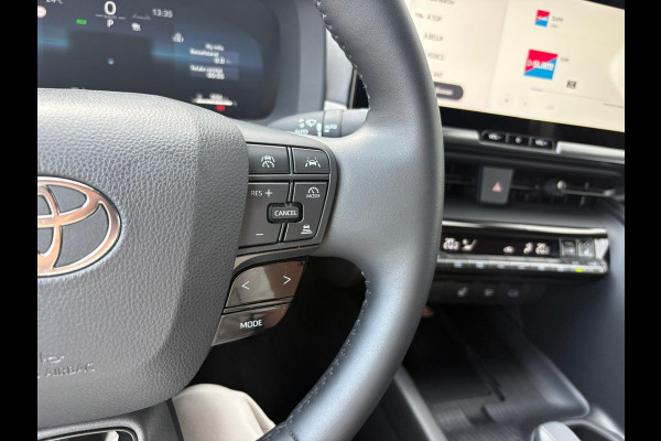 Toyota C-HR 1.8 Hybrid 140PK First Edition Bi-Tone/Winter-pack/Gr.-navigatie/Elektr.klep/Camera/Adapt.-cruise