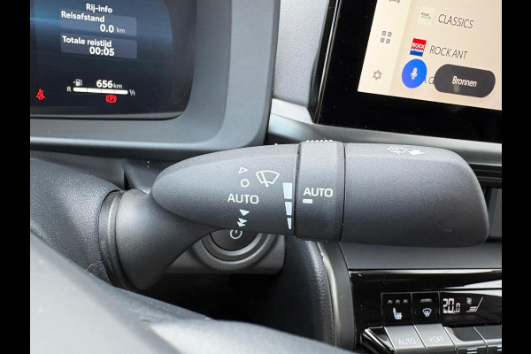Toyota C-HR 1.8 Hybrid 140PK First Edition Bi-Tone/Winter-pack/Gr.-navigatie/Elektr.klep/Camera/Adapt.-cruise