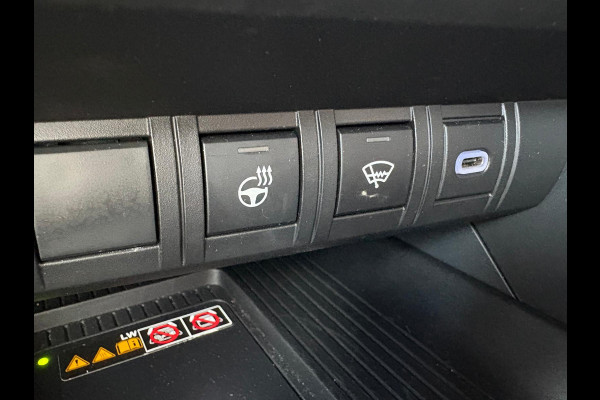 Toyota C-HR 1.8 Hybrid 140PK First Edition Bi-Tone/Winter-pack/Gr.-navigatie/Elektr.klep/Camera/Adapt.-cruise