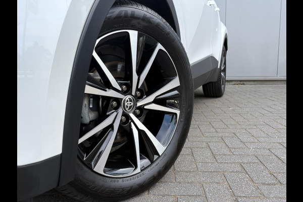Toyota C-HR 1.8 Hybrid 140PK First Edition Bi-Tone/Winter-pack/Gr.-navigatie/Elektr.klep/Camera/Adapt.-cruise