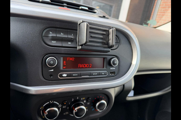 Renault Twingo 1.0 SCe Limited | AUTOMAAT | CRUISE | AIRCO | LMV | PRIVACY GLASS |
