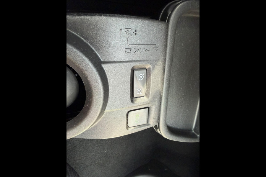 Renault Twingo 1.0 SCe Limited | AUTOMAAT | CRUISE | AIRCO | LMV | PRIVACY GLASS |