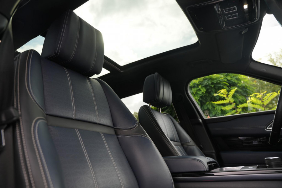 Land Rover Range Rover Velar 3.0 D300 AWD R-Dynamic HSE BTW Panoramadak Adapt. Cruise Stoelclima Massage HeadUp Meridian Luxe Leder Matrix LED