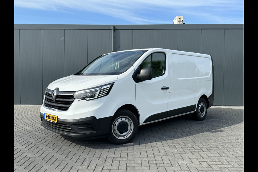 Renault Trafic 2.0 dCi 130 PK / L1H1 / 48.771 KM / WORDT VERWACHT / AIRCO / CRUISE CONTROL / LED KOPLAMPEN / BIJRIJDERSBANK