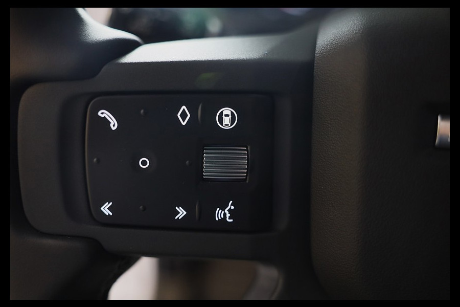 Land Rover Defender 110 2.0 P300e 110 X-Dynamic FACELIFT SE / MERIDIAN / Memory / Elek Stoelen / Acc / 360 Camera / Open Pano
