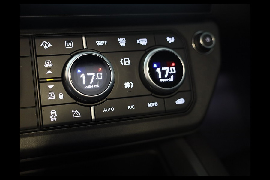 Land Rover Defender 110 2.0 P300e 110 X-Dynamic FACELIFT SE / MERIDIAN / Memory / Elek Stoelen / Acc / 360 Camera / Open Pano