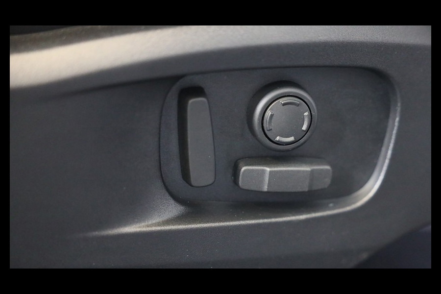 Land Rover Defender 110 2.0 P300e 110 X-Dynamic FACELIFT SE / MERIDIAN / Memory / Elek Stoelen / Acc / 360 Camera / Open Pano