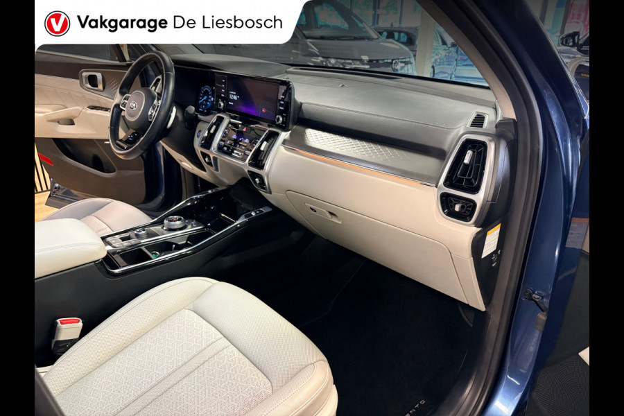 Kia Sorento 1.6 T-GDI Plug-in Hybrid 4WD DynamicLine 7persoons / Panoramadak / camera / leder / stoel en stoelverwarming