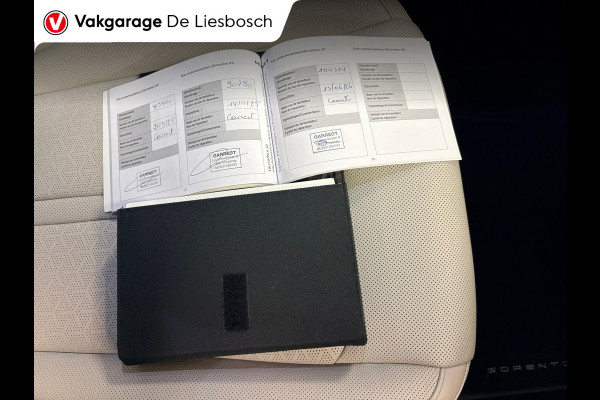 Kia Sorento 1.6 T-GDI Plug-in Hybrid 4WD DynamicLine 7persoons / Panoramadak / camera / leder / stoel en stoelverwarming