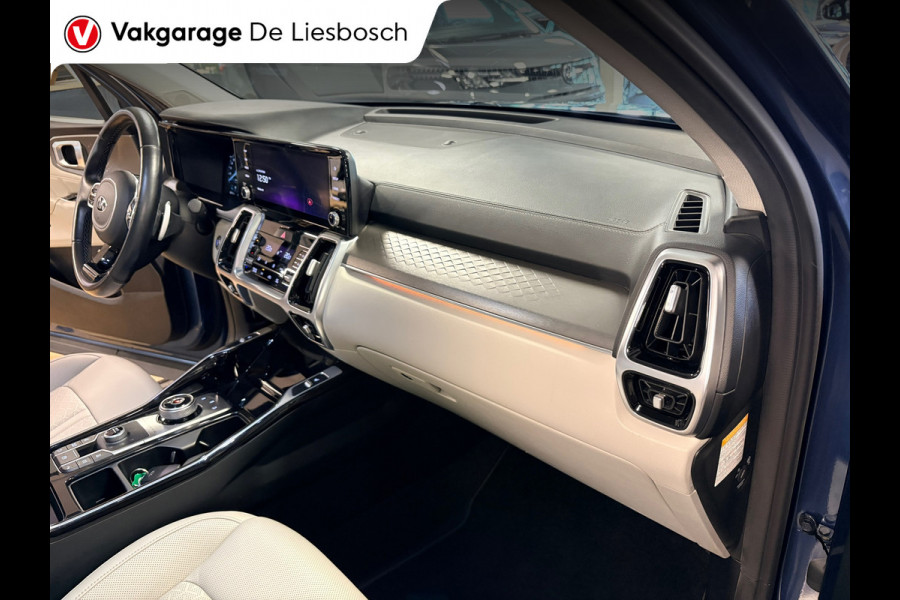 Kia Sorento 1.6 T-GDI Plug-in Hybrid 4WD DynamicLine 7persoons / Panoramadak / camera / leder / stoel en stoelverwarming