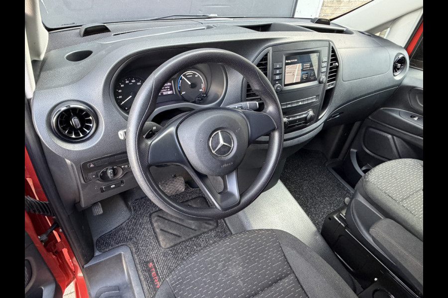 Mercedes-Benz Vito-EVito 116PK Extra Lang 41 kWh CarPlay/Navigatie Systeem/Achteruitrijcamera
