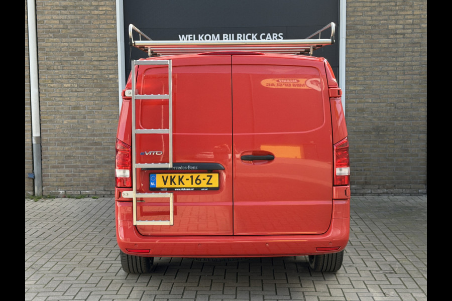 Mercedes-Benz Vito-EVito 116PK Extra Lang 41 kWh CarPlay/Navigatie Systeem/Achteruitrijcamera