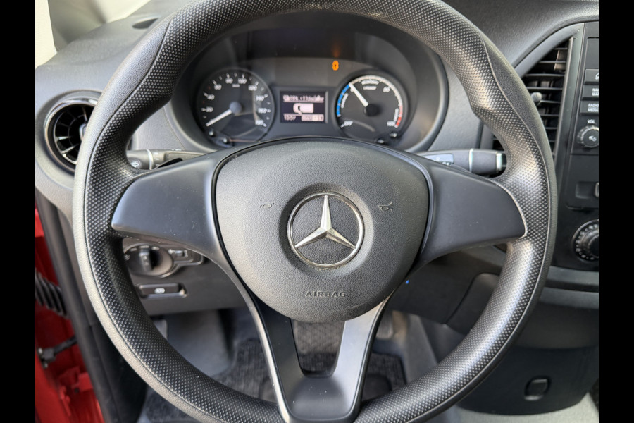 Mercedes-Benz Vito-EVito 116PK Extra Lang 41 kWh CarPlay/Navigatie Systeem/Achteruitrijcamera