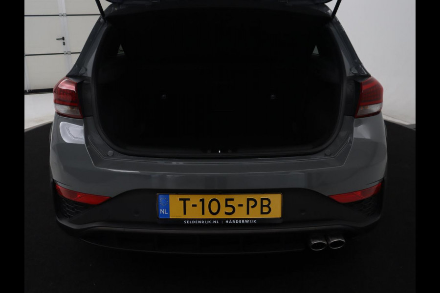 Hyundai i30 1.5 T-GDi MHEV N Line | Leder/Alcantara | Adaptive cruise | Camera | Park assist | Carplay | Climate control | Dodehoek detectie | Navigatie | Memory |
