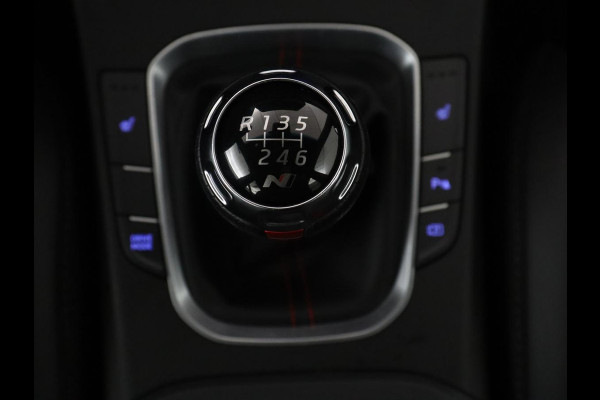 Hyundai i30 1.5 T-GDi MHEV N Line | Leder/Alcantara | Adaptive cruise | Camera | Park assist | Carplay | Climate control | Dodehoek detectie | Navigatie | Memory |
