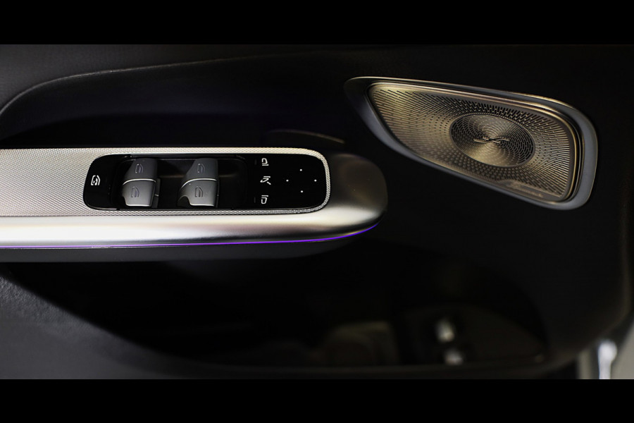 Mercedes-Benz GLC 300e 4MATIC AMG 63 Look / Head Up / Memory / Open Pano / 360 Camera / Acc / Trekhaak / Led / 20 Inc