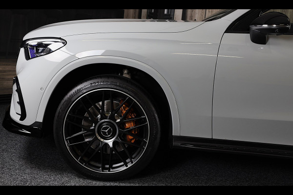 Mercedes-Benz GLC 300e 4MATIC AMG 63 Look / Head Up / Memory / Open Pano / 360 Camera / Acc / Trekhaak / Led / 20 Inc
