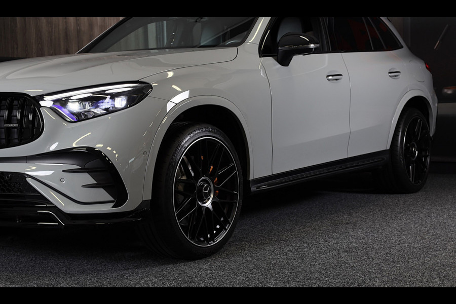 Mercedes-Benz GLC 300e 4MATIC AMG 63 Look / Head Up / Memory / Open Pano / 360 Camera / Acc / Trekhaak / Led / 20 Inc