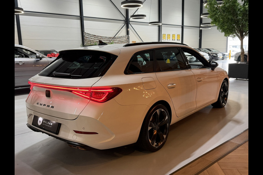 CUPRA Leon Sportstourer 1.4 e-Hybrid VZ Copper 94%SOH 245PK Garantie|BTW|ACC|Elect Trekhaak|Sfeerverl|Virtual Cockpit|Navi|CarPlay