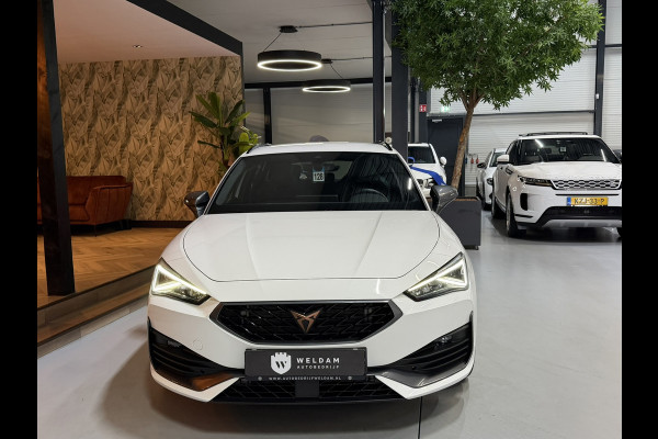 CUPRA Leon Sportstourer 1.4 e-Hybrid VZ Copper 94%SOH 245PK Garantie|BTW|ACC|Elect Trekhaak|Sfeerverl|Virtual Cockpit|Navi|CarPlay