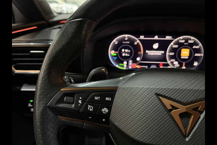 CUPRA Leon Sportstourer 1.4 e-Hybrid VZ Copper 94%SOH 245PK Garantie|BTW|ACC|Elect Trekhaak|Sfeerverl|Virtual Cockpit|Navi|CarPlay